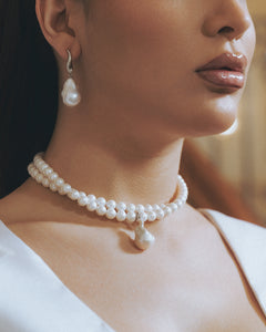Wave White Baroque Pearl Earrings